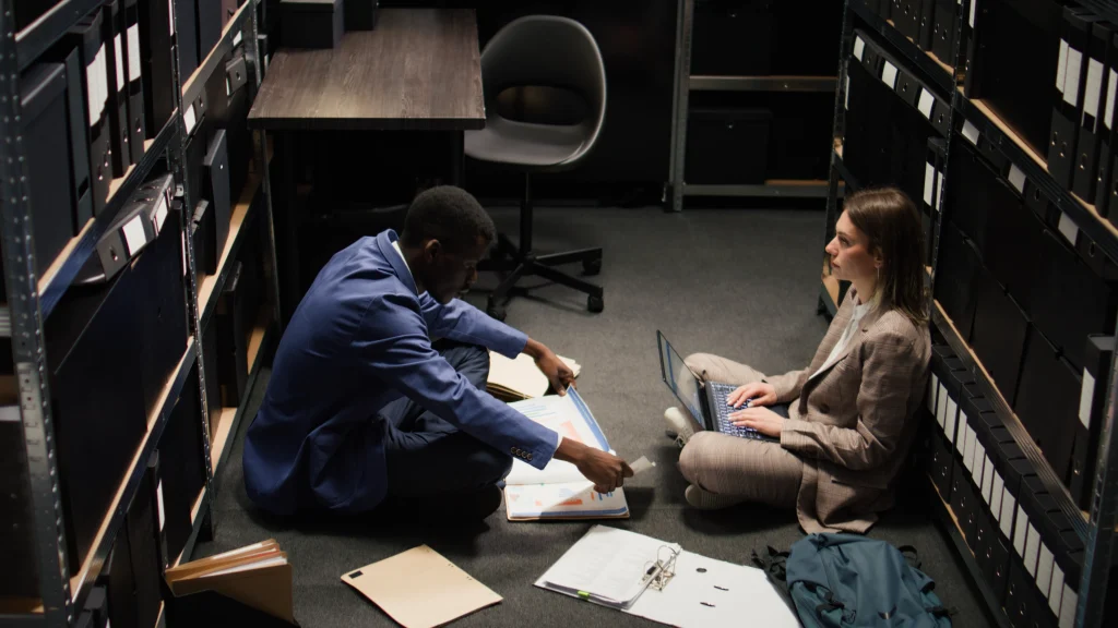 Best Graphology Institute in Kolkata, Graphology vs. Forensic Document Examination